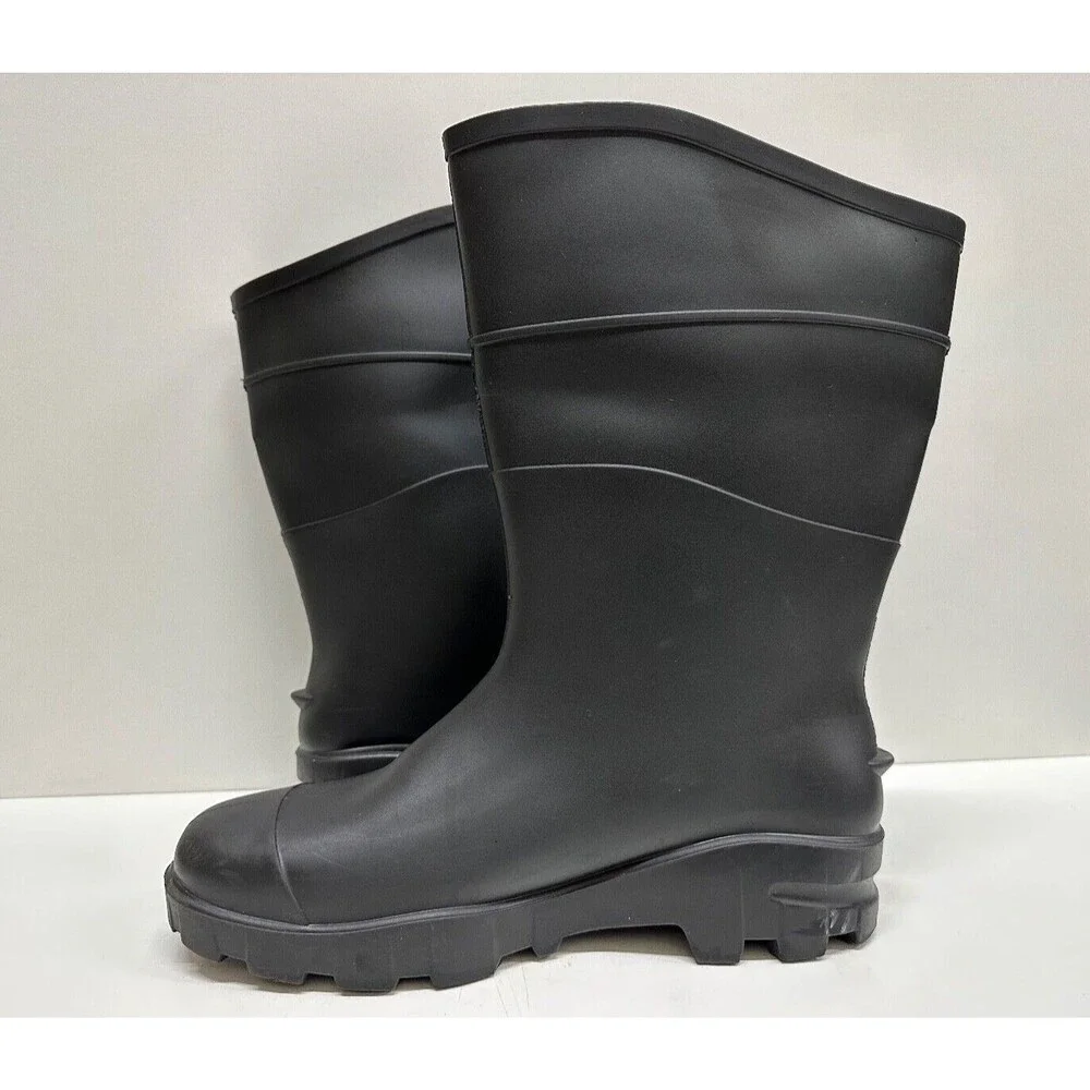 Rainboots men size 10 women size 12 unisex black rubber waterproof made in USA